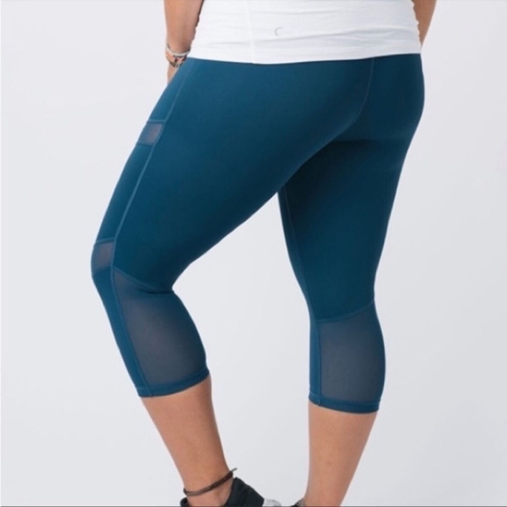 Zyia Active Corsair Brilliant Mesh Hi-rise Crop 17" - Picture 2 of 9